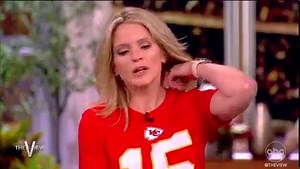 PRES. BIDEN SIDELINING SUPER BOWL SIT-DOWN WITH FOX NEWS? He seems to be sidelining the tradition of a game day interview — #TheView co-hosts question if he's dodging conservative media or if he's missing a chance for a huge audience. abcn.ws/2RiH3wd | The View