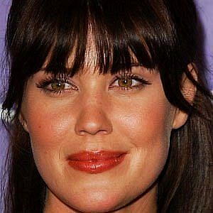 Sarah Lancaster – Age, Bio, Personal Life, Family & Stats | CelebsAges