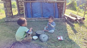 126K views · 1.7K reactions | The pressure and sadness of a single father when facing a naughty son | Seidman Booth | Facebook