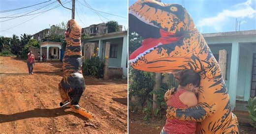 An inflatable dinosaur and a hug: the reunion that touched hearts in Cuba