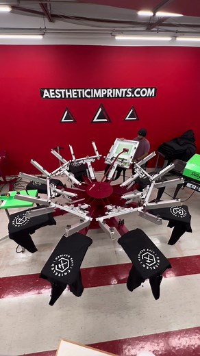 Some Screen Printing To Bless Your Feed🔥🤘🏽 #screenprinting #screenprint #smallbusiness #clothingbrand #clothingline #entrepreneur