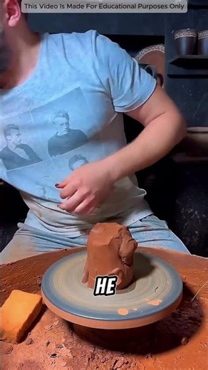 This boy made amazing pots out of clay 🤯