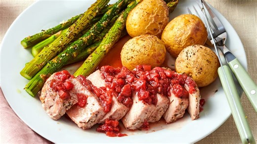 How to make strawberry balsamic glaze pork chops