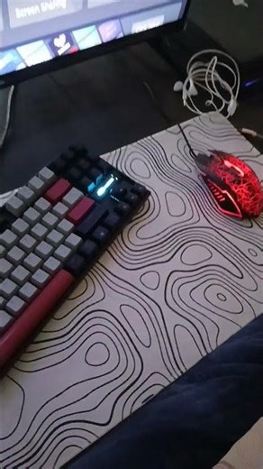 Insane keyboard, for it's price🥹#keyboard #led #ps4controller #makethisgoviral#subscribetomychannel