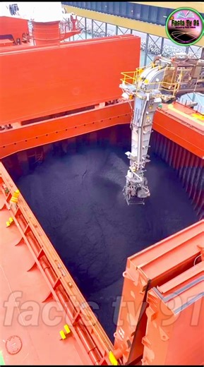25K views · 572 reactions | World's Fastest Coal Loading Machine ️6000 tons of coal per hour full ship in 2 days Amazing Australian technology #WorldFastestMachine #fblifestyle #CoalLoadingMachine #AustraliaTechnology | facts tv 91 | Facebook