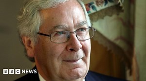 Mervyn King calls for more action to boost economy