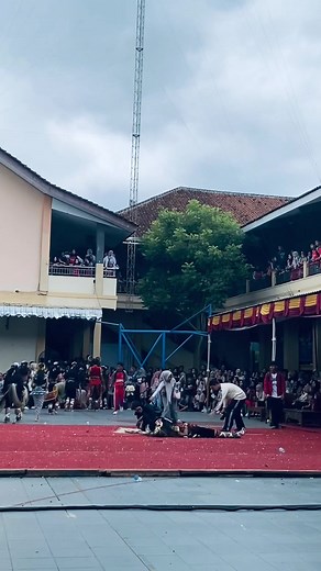 Lomba Tari dan Ekspresi Budaya di SMK Swadaya Temanggung