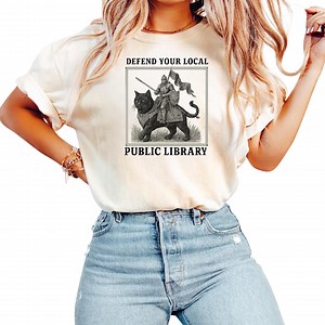 Defend Your Local Library Shirt Funny Knight Cat Tee Book Lover Gift Fantasy Reading Top Gothic Cat Warrior Librarian Support Tee - Etsy