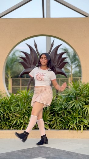 Koi Mil Gaya ✨🫶🏻| #aayushivora #reelsfb #musical #dance | Aayushi Vora 75