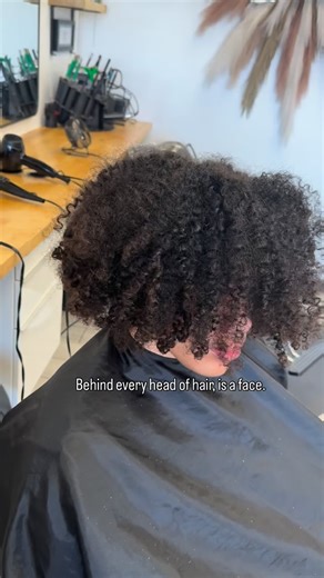 Kay Estell on Instagram: "Two stranders."