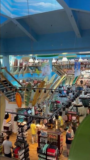 Ron Jon Surf Shop – Cocoa Beach’s Surfing Paradise! 🏄‍♂️🌊 #Shorts #surfshop #a1a #cocoabeach