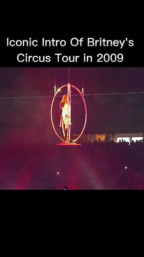 Britney Spears Circus Tour: Gimme More Live Performance