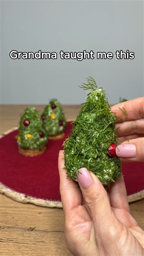 221K views · 344 reactions | Edible savory Christmas tree This original video was produced by Network Media, LLC and Zore & Tomek | Home Hacks & Easy Snacks | Facebook