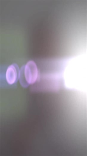 Potret Ultra-Realistis Wanita Berhijab dalam 8K