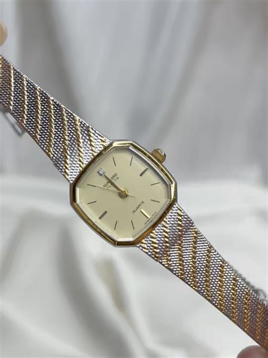 The Watchdrobe PH on Instagram: "‼️3500‼️✨Sunl0rd Ladies Vintage Watch✨ ✅Japan Sourced, Quartz ✅In good Working condition, minimal signs of use ✅Clean Glass and dial ✅Fits upto 17CM 🏷️3500 only ✨Comment "MINE" then DM us right away to settle the payment! First to pay basis✨ For international buyers, pls convert to your local currency. 💳Payment Options for PH Buyers ✅Credit Card (+3.5% Trans Fee) ✅COD via JNT, 500 DP (not free SF) ✅Gcash,Maya, bank transfer 🌍For International Buyers: Payment V