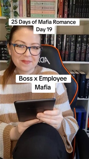 Selina on Instagram: "Part 19 | 25 Days of Mafia Romance | Boss x Employee Mafia Romance Recommendations 📚 Stolen by a Sinner by @authormichelleheard 📚 Shadows of Obsession by @rnimesauthor 📚 Savage Temptation by @stephanieamaralauthor 📚 When She Unravels by @authorgabriellesands 📚 Crow by @azavarelli #mafiaromancereaders #mafiaromancerecs #darkromancereads #darkromancerecs #romancereader"