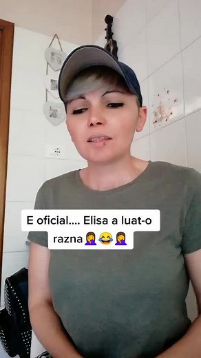 Understanding Sign Language Through Humor and Gestures