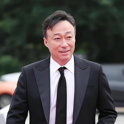 Lee Sung-Min's Elegant Comeback at Seoul International Drama Awards 2023