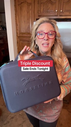 Horselink Dynamic Compression Therapy Boots and Ice Boots. TikTok shop trending pet products women and men over 35 #horseowners #equinetherapyboots #tiktokshopjumpstart #pemftherapy #equinemassgeboots