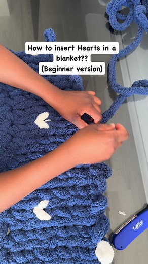 How to Change Yarn Color in Knitting Tutorials