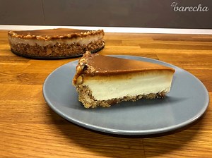 Nepečený karamelový cheesecake (videorecept)