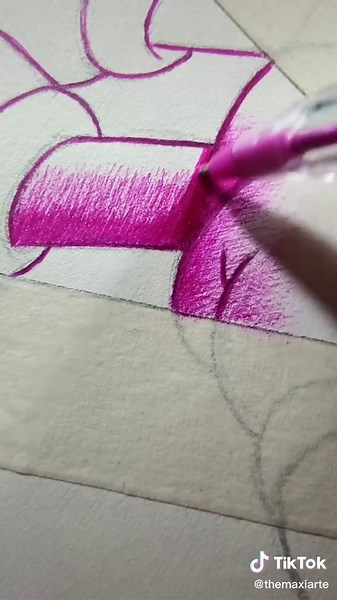 Dibujo de Mickey Mouse con 4 técnicas diferentes