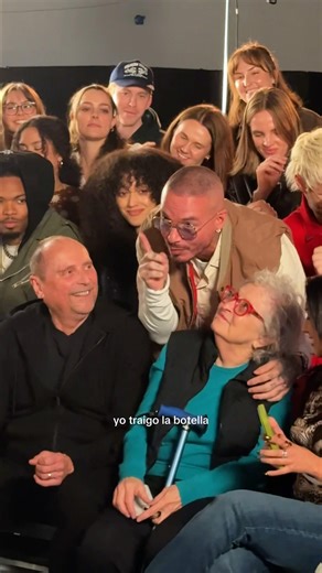 Grandma and ‪@jbalvin‬ sitting in a tree