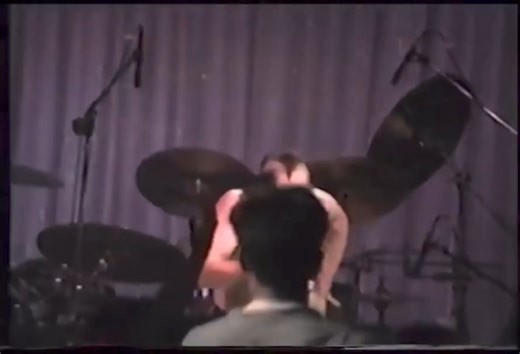 Tool • Sober 1993 🎵©️owned by Tool & Zoo records 🎥©️ GRG The Second #TheGrungeLegends #Tool #alternativerock #maynardjameskeenan #90s #90music #grungemusic #grungemusic #alternativemetal #Genx #genxlife #genxmusic #pauldamour #AdamJones #DannyCarey Copyright Disclaimer Under Section 107 of the Copyright Act & Fair Use 1976 Disclaimer that I don't intend to infringe copyright law. Don't intend to profit from it concert footage of any bands is for pure pleasure. This page is not monetized, most 