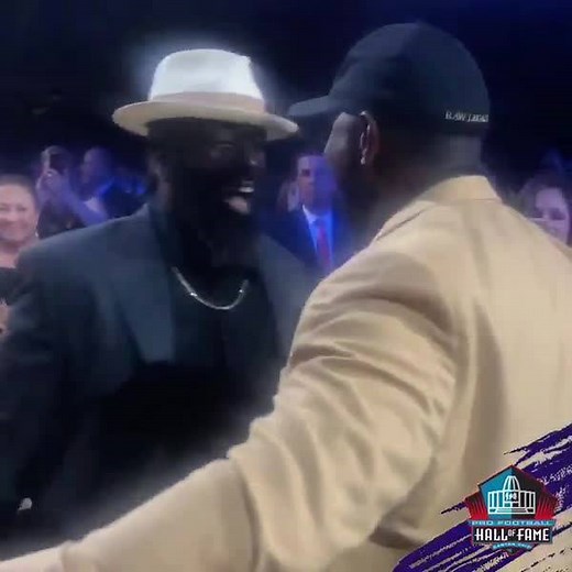 208K views · 7.5K reactions | BACK TO BACK ‼️ This was an emotional moment for Ed Reed and Ray Lewis at the Gold Jacket Dinner. | Baltimore Ravens | Facebook