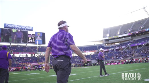 State of the Program: Coach Kelly goes in-depth on year one and looking ahead to the spring game. Watch the full interview on LSU Gold. 🎥 lsul.su/3n2RZPg | LSU Football