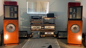 I’m now the proud owner of the nicest pair of Infinity RS 2.5’s on the planet.