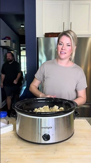 https://www.stephreallife.com/super-creamy-crock-pot-mashed-potatoes/ Crockpot Mashed Potatoes