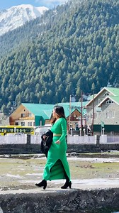 DM FOR SHOOt IN KASHMIR. @manisharani002 Vc @pathway_to_kashmir #reelsinstagram #kashmir #viralvideos #reelitfeelit #reelkarofeelkaro #shoot #manisharani #love #song #90 | Amir's Pathway