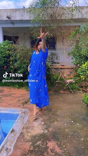 Stylish Floral Dress Perfect for Poolside Walks