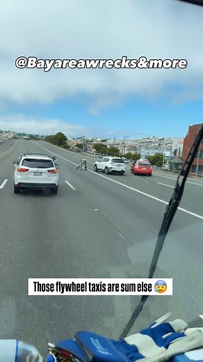 BayArea.wrecks&more on Instagram: "🚨🚨 Incident occurred in San Francisco Ca. Off Hwy 101 north bound right before the I280 off ramp 8/11/25 🚨🚨 🎥 credits to: 🌐Have real time content please DM ⚠️ ⚠️ F O L L O W: @bayarea.wrecksnmore @bayarea.wrecksnmore @bayarea.wrecksnmore #sanfrancisco #flywheeltaxi #bayareawrecksnmore #wrecked #collision #realnews #chp #towtruckasylum #baybridge #fyp"