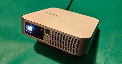 ViewSonic M2e, proiector smart portabil pentru divertisment [TECH REVIEW]