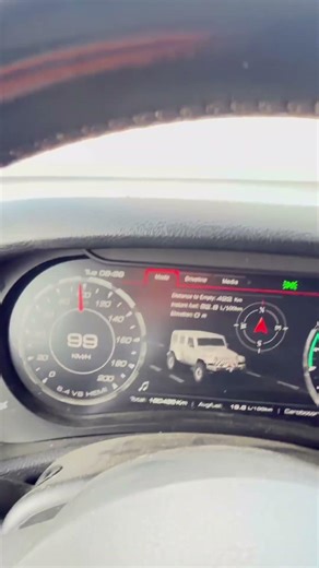 Jeep 6.4 V8 #jeep #jeepologia #hemi