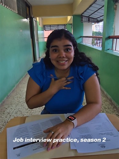 Real-World English Classes: Students Tested with Real Scenarios