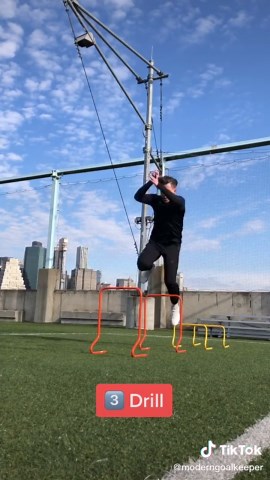 Use this drills to jump higher 💥🧤 #foryou #goalkeeper #fyp