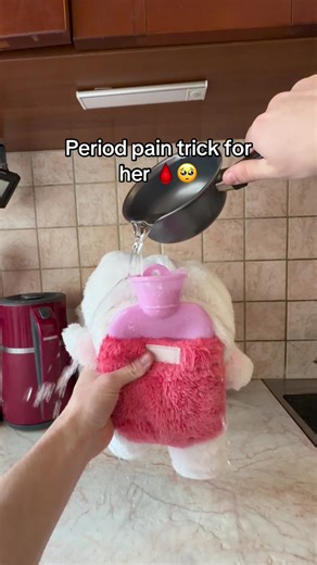 That’s how I helped her period cramps 🥺🩸