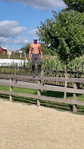 Throwback to summertime with the studs of the barn 😂😍 #fyp #horsesoftiktok #SeeHerGreatness #cmfarms #explorepage #trail #hotguy #stud #horse #horsemen #horsemenoftiktok