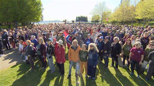 Nanaimo businesses see boost after visit of hundreds of American tourists