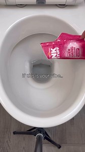 Definitely my vibe 😍 @cleanwithpinkstuff ambassador #instaclean #cleaningmotivation #cleaningproducts #cleaningtips #cleanwithme #speedclean #speedcleaning #cleaning #cleaninghacks #homecleaning #cleaningday #cleanup | Hall_At_Home