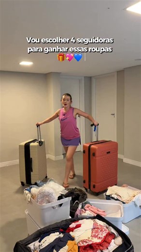 MORGANA SANTANA METZNER on Instagram: "🤍 Vou DAR roupas dos meus filhos 🤍 Vou escolher 4 mamães para receber essas doações. 📌 Para participar: 1️⃣ Comente neste post marcando uma amiga 2️⃣ Escreva quantos meses/anos tem seu filho ou quando seu bebê vai nascer 🤍 3️⃣ Compartilhe este post nos seus stories e me marque ❗️ ME SIGA NO INSTA!!! OBS; quanto mais marcar amiga e compartilhar mais chance de ganhar Vou escolher com muito carinho 💫 Que essas roupas cheguem exatamente onde precisam chega