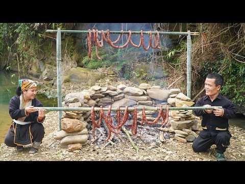 Dwarf Family Builds a Stone Oven to Smoke Food - Smoking Sausages in the Countryside