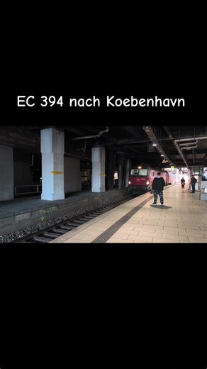 Ausfahrt des Eurocitys nach Kopenhagen mit dem schönen Talgo 230 #foryou #trainspotterhaltenzusammen #eurocity #talgo #vectronpower