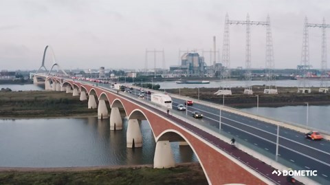 Dometic CRX1050 50L Compressor Refrigerator, Black Flush, Bottom Slotted with 4.4L Optional Freezer Compartment