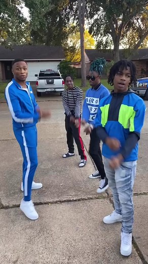 Learn the Mop Dance Tutorial with Gogettas and Tisakorean