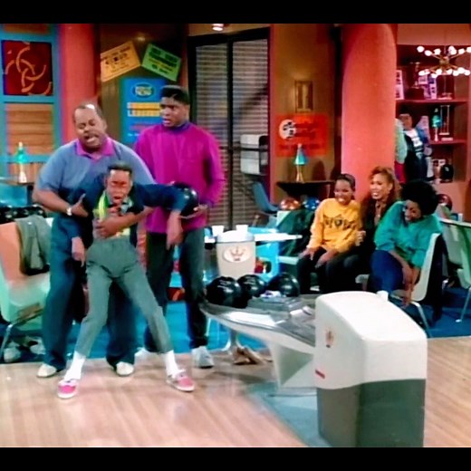 Family Matters S01E21.2 Bowl Me Over (April 20, 1990) | Family Show Tvs