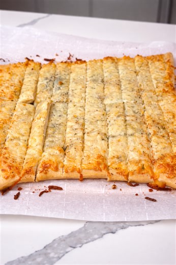 Trying a copycat cheesy bread recipe